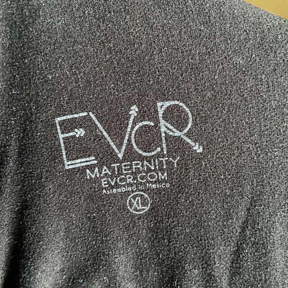 Maternity pants - Picture 7 of 7